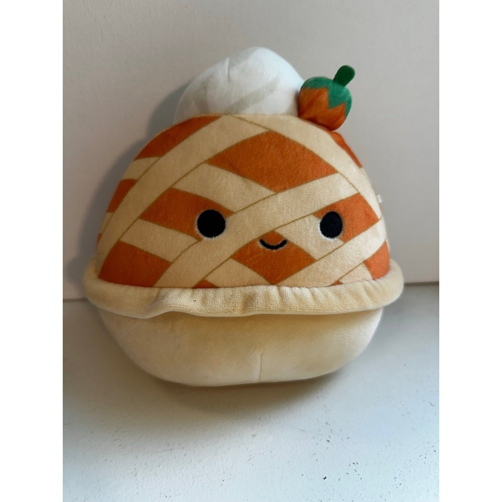 Pippie the Pumpkin Pie Halloween harvest Squishmallow